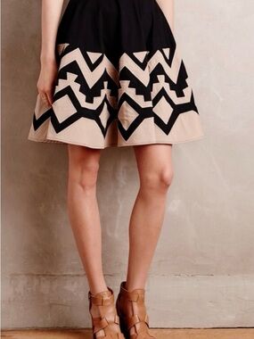 Plenty by Tracy Reese Black and Beige Geometric Circle Skirt